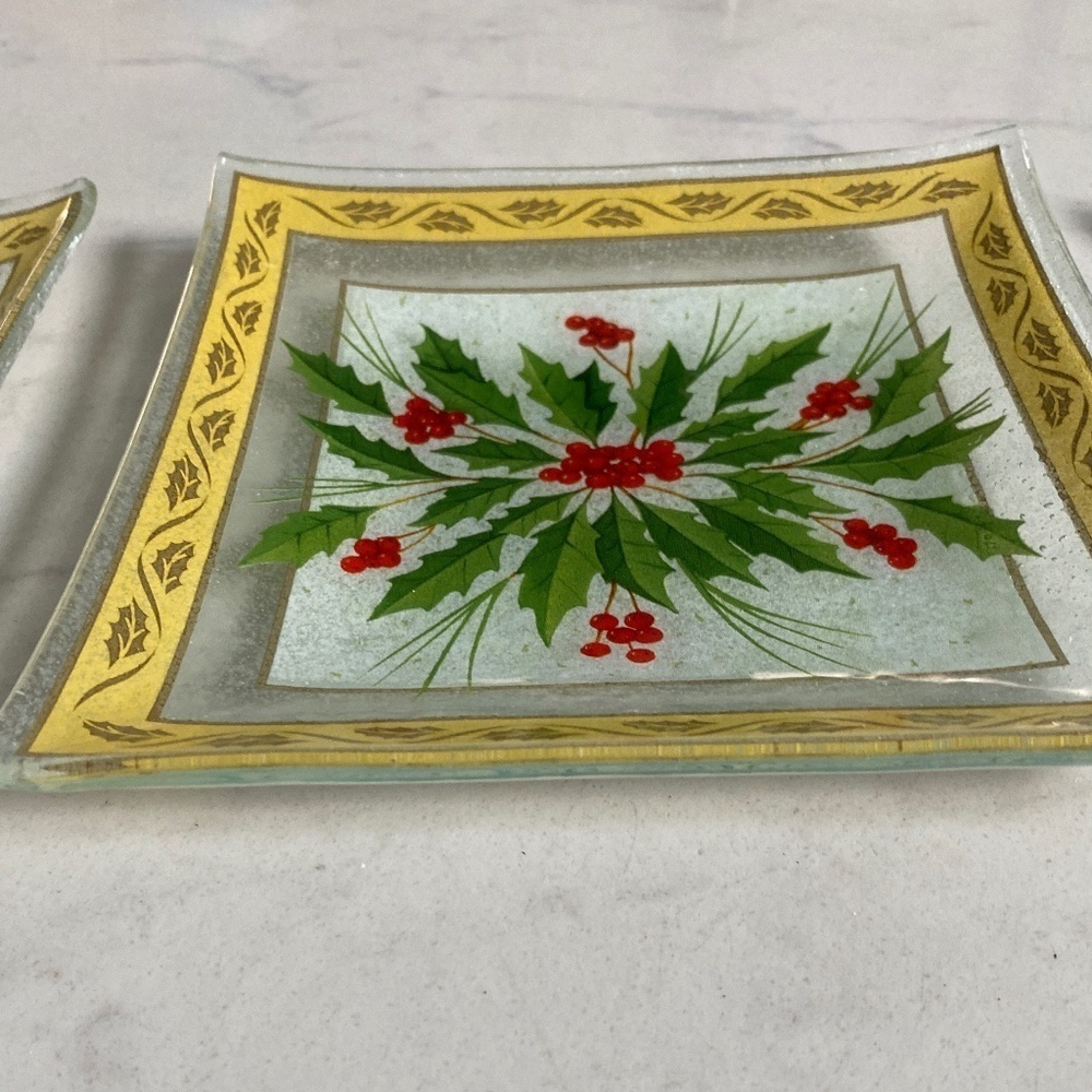 Christmas Gorham Dishes w Hollies set of 3 - Picture 4 of 10
